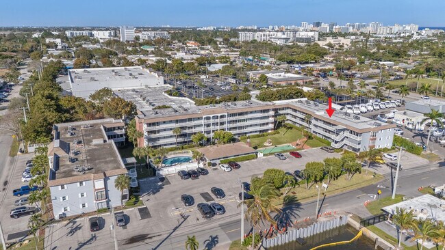 Foto del edificio - 1971 SE 5th Ct