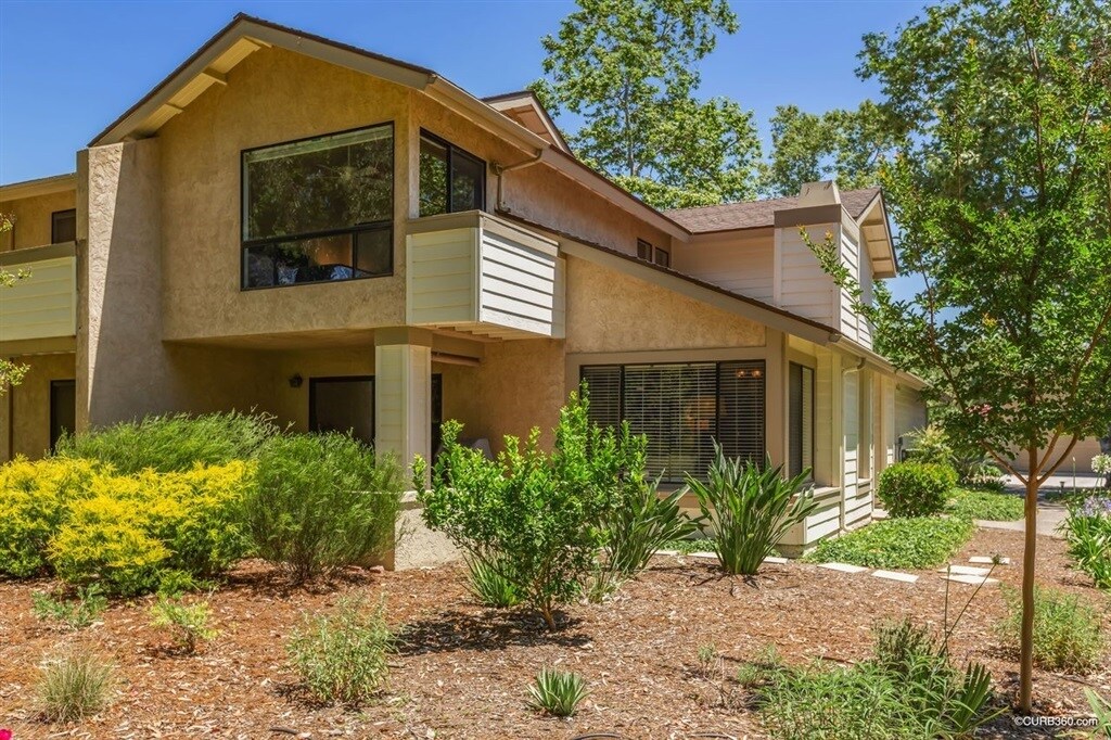Primary Photo - 10470 Ridgewater Ln