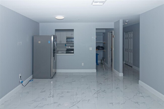 Building Photo - 4119 NW 88th Ave