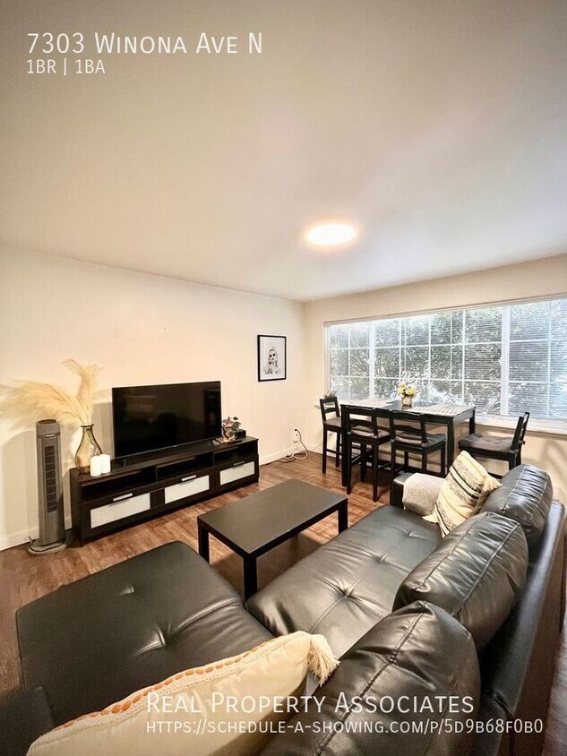 Primary Photo - Newly Remodeled Unit in Quiet 4-Plex