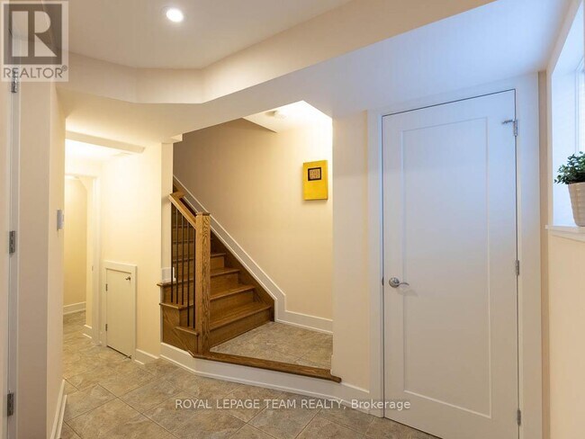 Photo du bâtiment - 112 Greenfield Ave