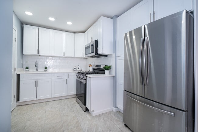 Photo - 1301 N Harrison St Apartment