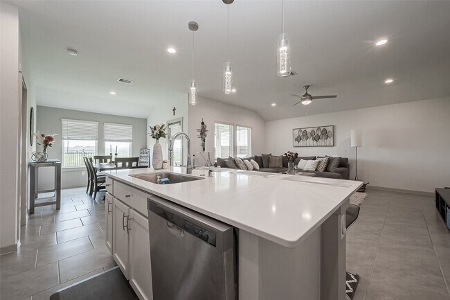 Building Photo - 28955 Yulee Mill Dr