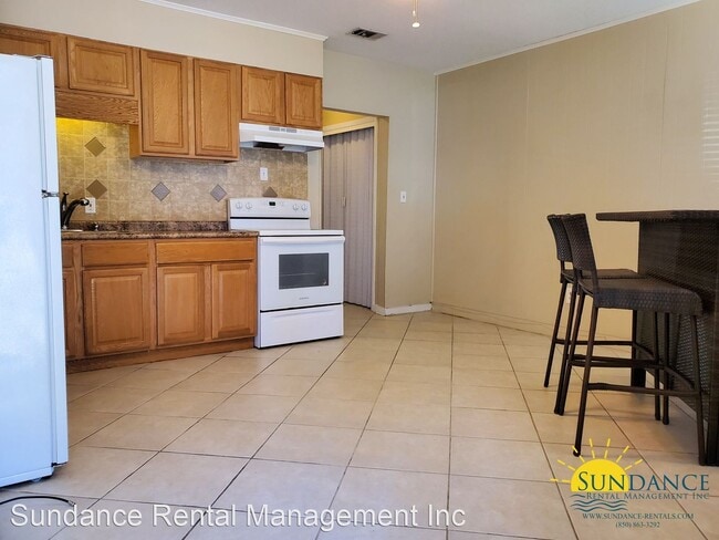 Building Photo - 1 br, 1 bath House - 307 Barracuda Avenue 05