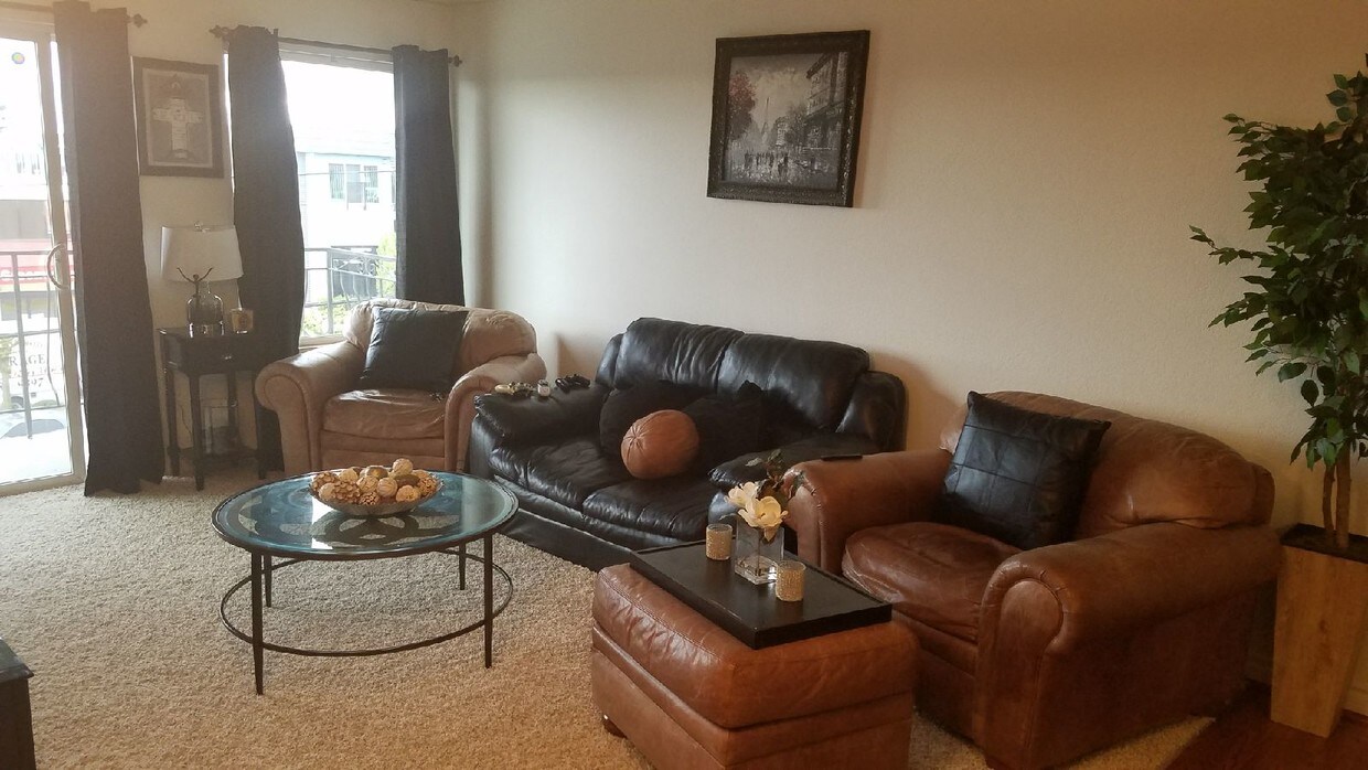 Foto principal - 10110 Greenwood Ave N