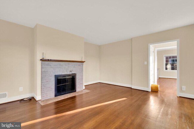 Foto del edificio - 805 31st St S