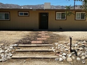 Building Photo - 71679 Juanita Dr