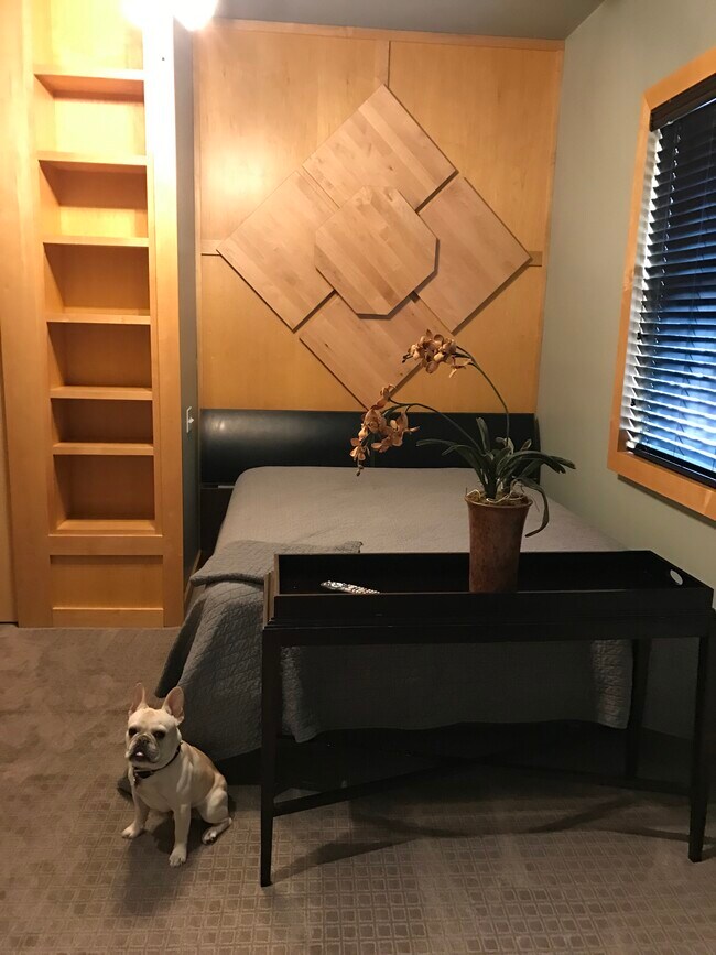 12 S State St Unit 1, Newtown, PA 18940 Apartments in Newtown, PA