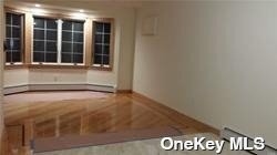 Foto del edificio - 42-40-42249 249th St