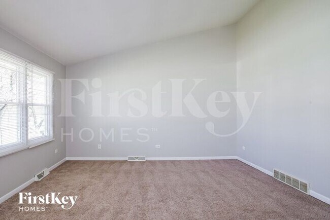 Building Photo - 1815 Sheffield Drive