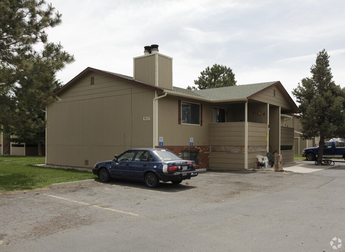 Primary Photo - 126 Juniper Pl