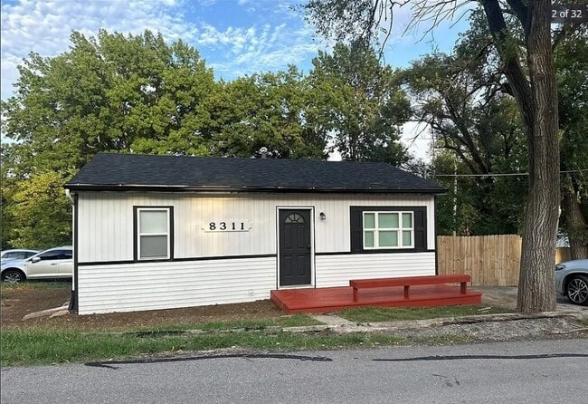 Building Photo - 8311 Tracy Ave
