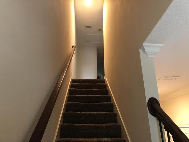 Foto del edificio - 2553 S Mills Ave