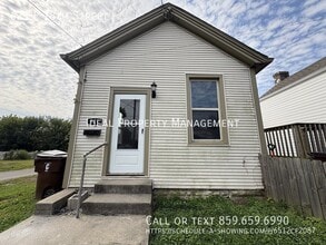 Building Photo - 621 E 18th St