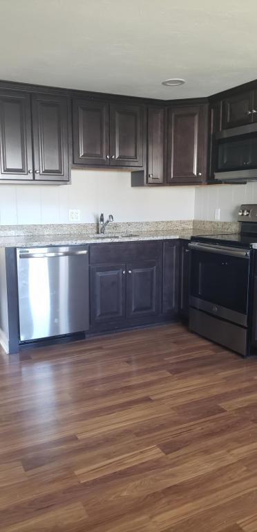 Foto principal - 343 Snell St