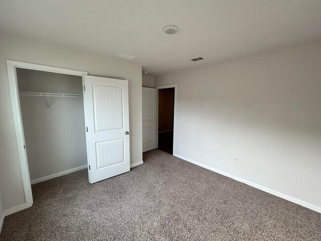 Foto del edificio - 3293 Chapelwood Dr