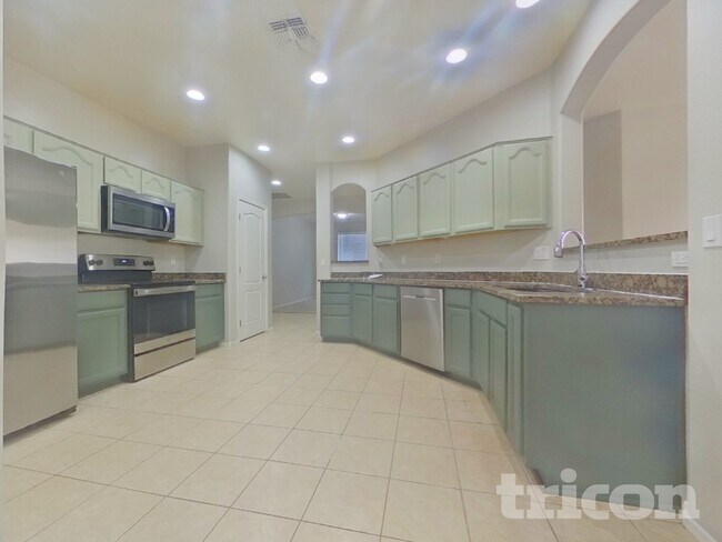 Foto del edificio - 17328 W Morning Glory St