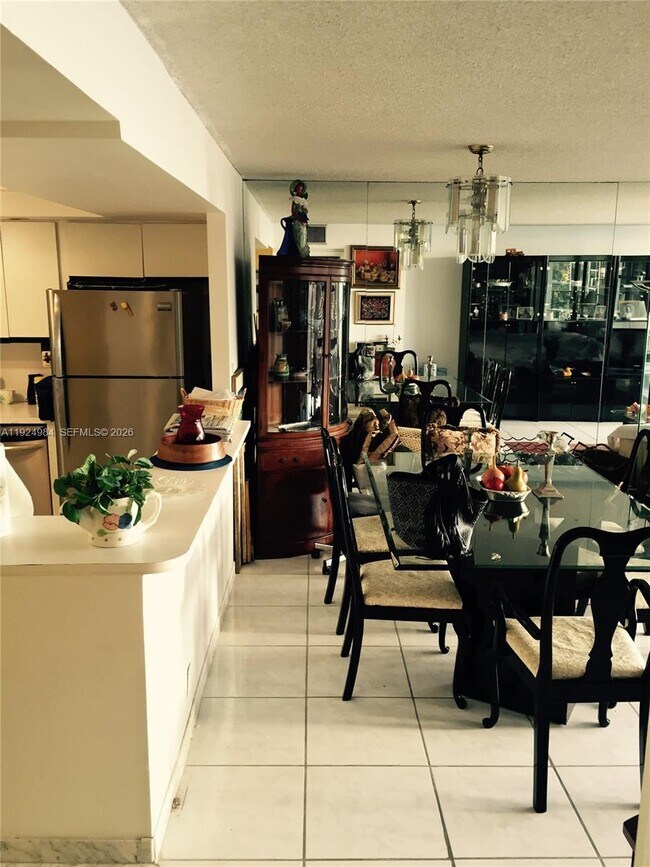 Foto del edificio - 1865 Brickell Ave