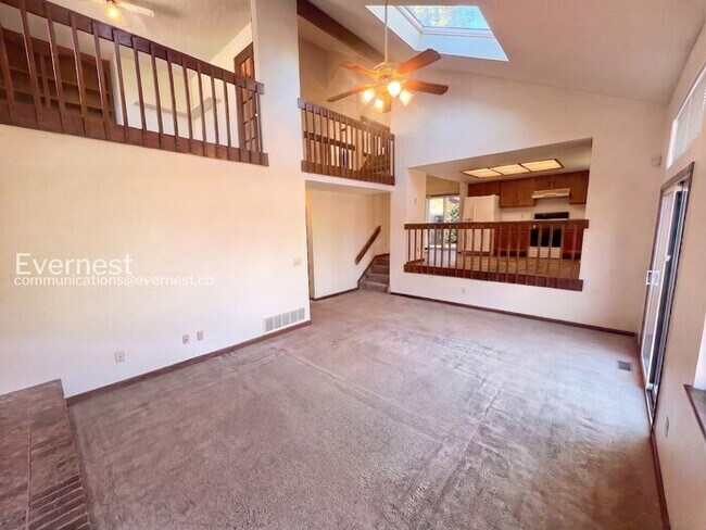 Building Photo - 4930 Sprangler Dr