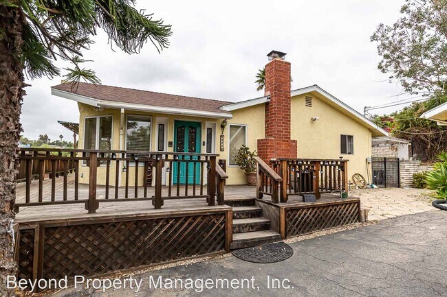Foto del edificio - 3 br, 2 bath House - 225 Poinsettia Ave