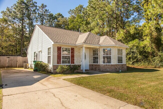 Building Photo - 10545 Bay Tree Dr