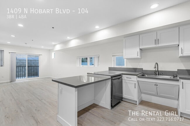 Building Photo - 1409 N Hobart Blvd
