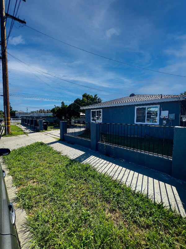 Primary Photo - 14121 McClure Ave