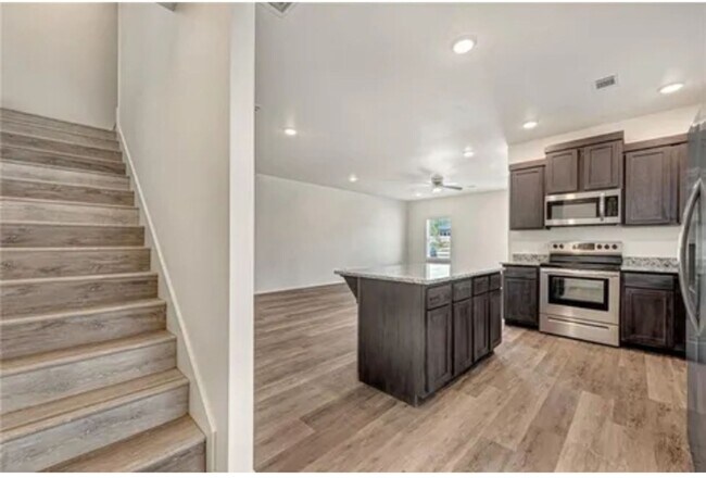 Foto del edificio - 919 S Rupple Rd