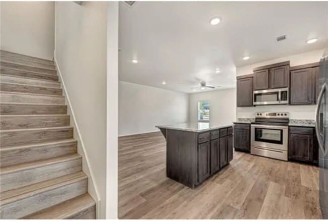 Building Photo - 919 S Rupple Rd