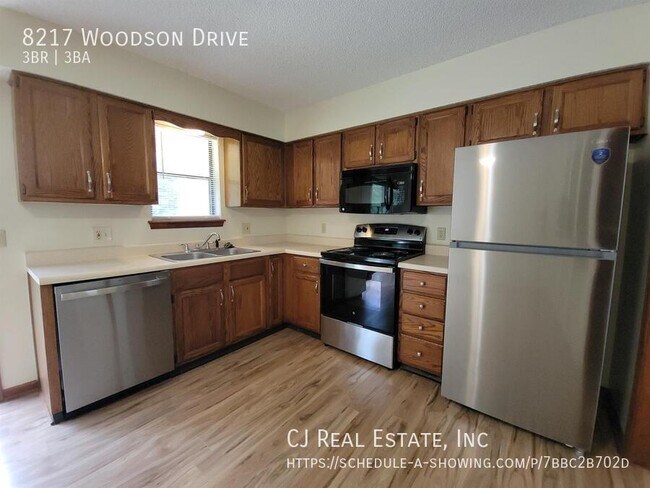 Foto del edificio - 8217 Woodson Dr