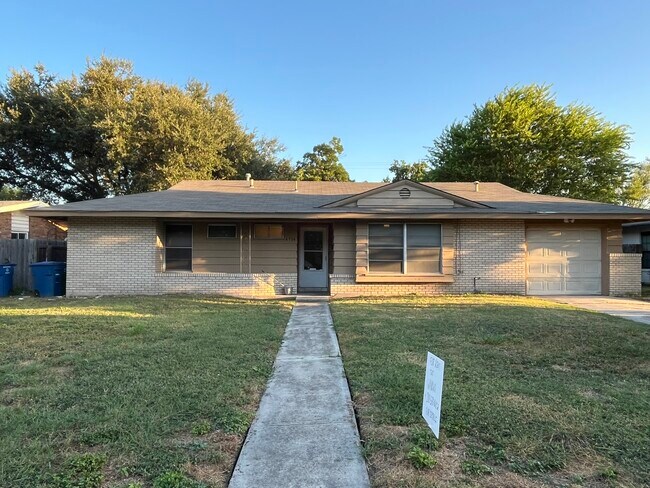 Foto del edificio - 4534 Waikiki Dr