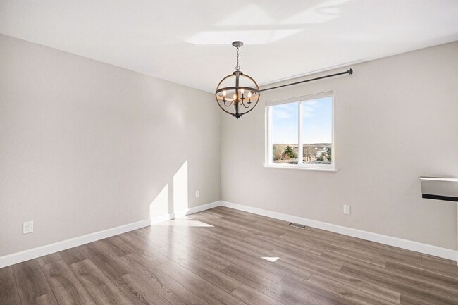 Building Photo - Spacious 3 bedroom home in the heart of Roxborough!