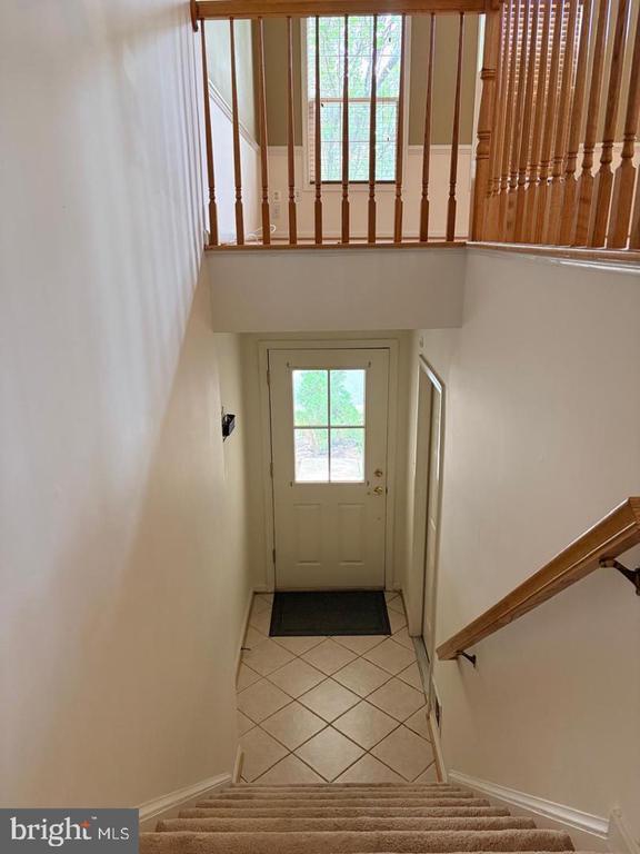 Building Photo - 21784 Oakville Terrace