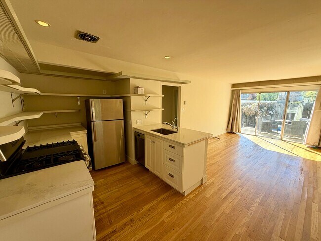 Foto del edificio - 1072F-A/B-PGPM-T/L-CS