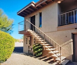 Building Photo - 17030 E Calle Del Oro