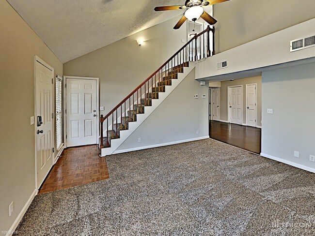Foto del edificio - 5616 Fairhaven Dr