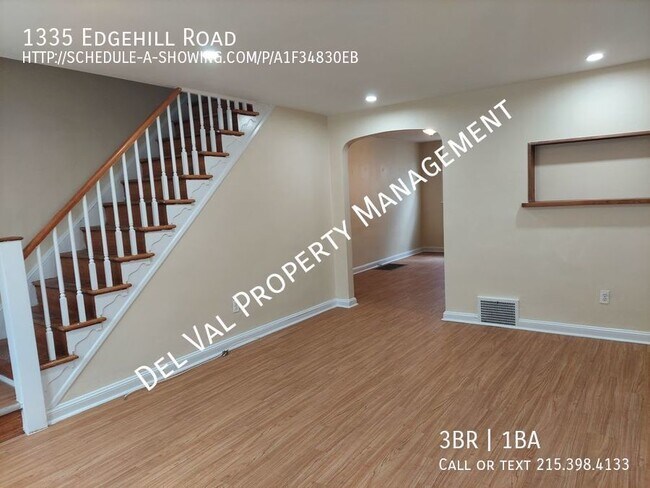 Building Photo - Well-Maintained 2-story Brick Row Home For...