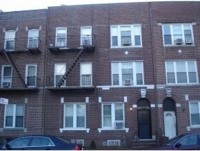 Foto principal - 2064 77th St
