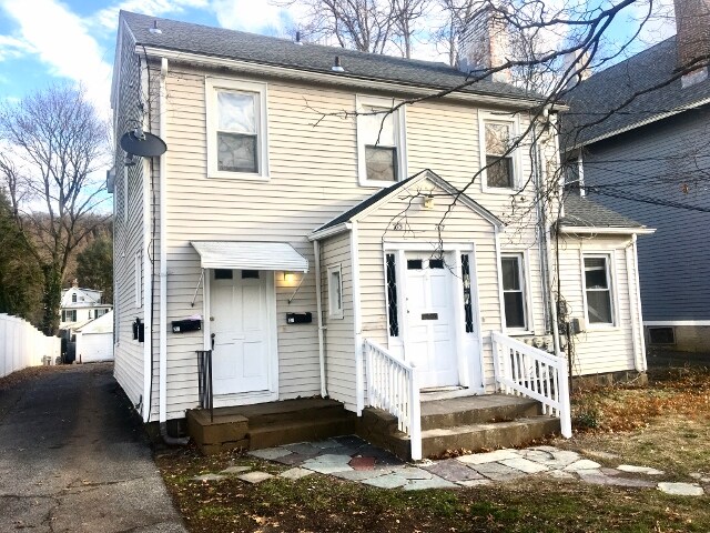 Foto principal - 765 Whitney Ave
