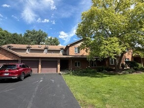 Building Photo - 986 West Ct