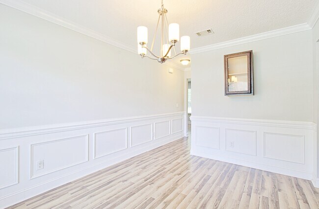 Building Photo - 172 Maggie Ln