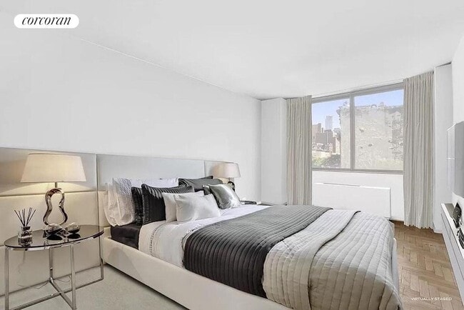 Building Photo - 393 W 49th St