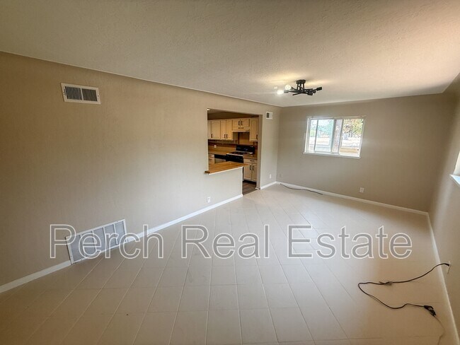 Building Photo - 954 Winona Ct