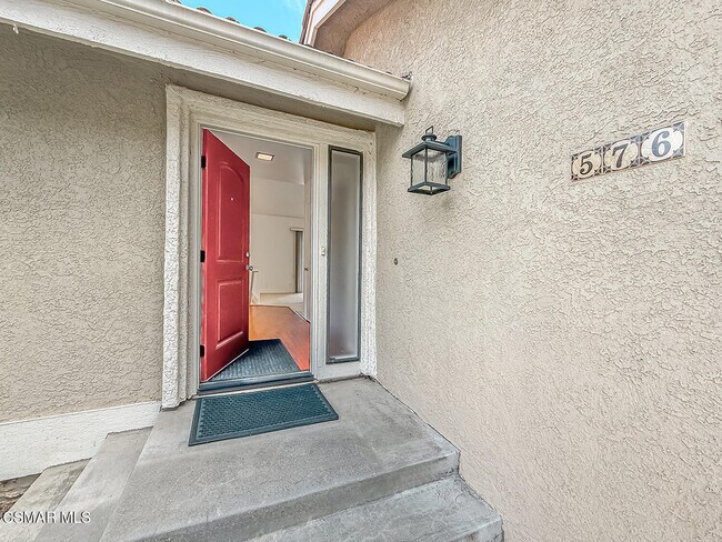 Foto del edificio - 576 Calle De Las Ovejas