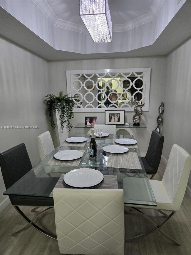 Foto del edificio - 215 SW 117th Terrace