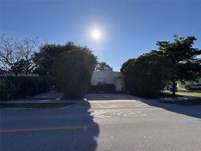 Building Photo - 5800 Taylor St
