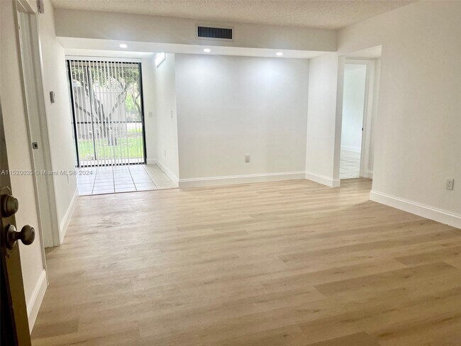 Building Photo - 8400 SW 133rd Avenue Rd