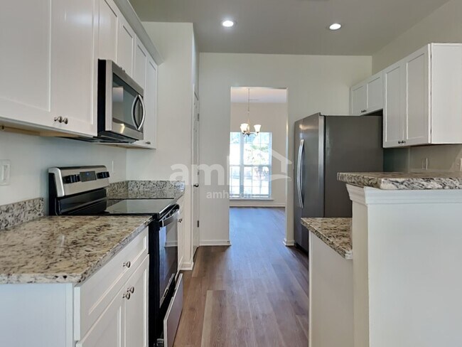 Foto del edificio - 415 Caperton Way