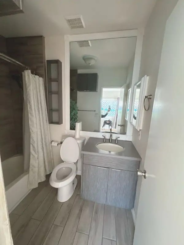 Building Photo - 5555 Lesa Rd