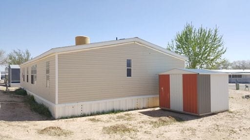 Building Photo - The whole package All utilities included